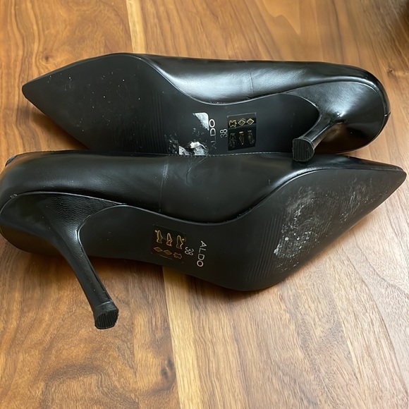 Aldo Black Heels Size 7.5/38 - Picture 3 of 5